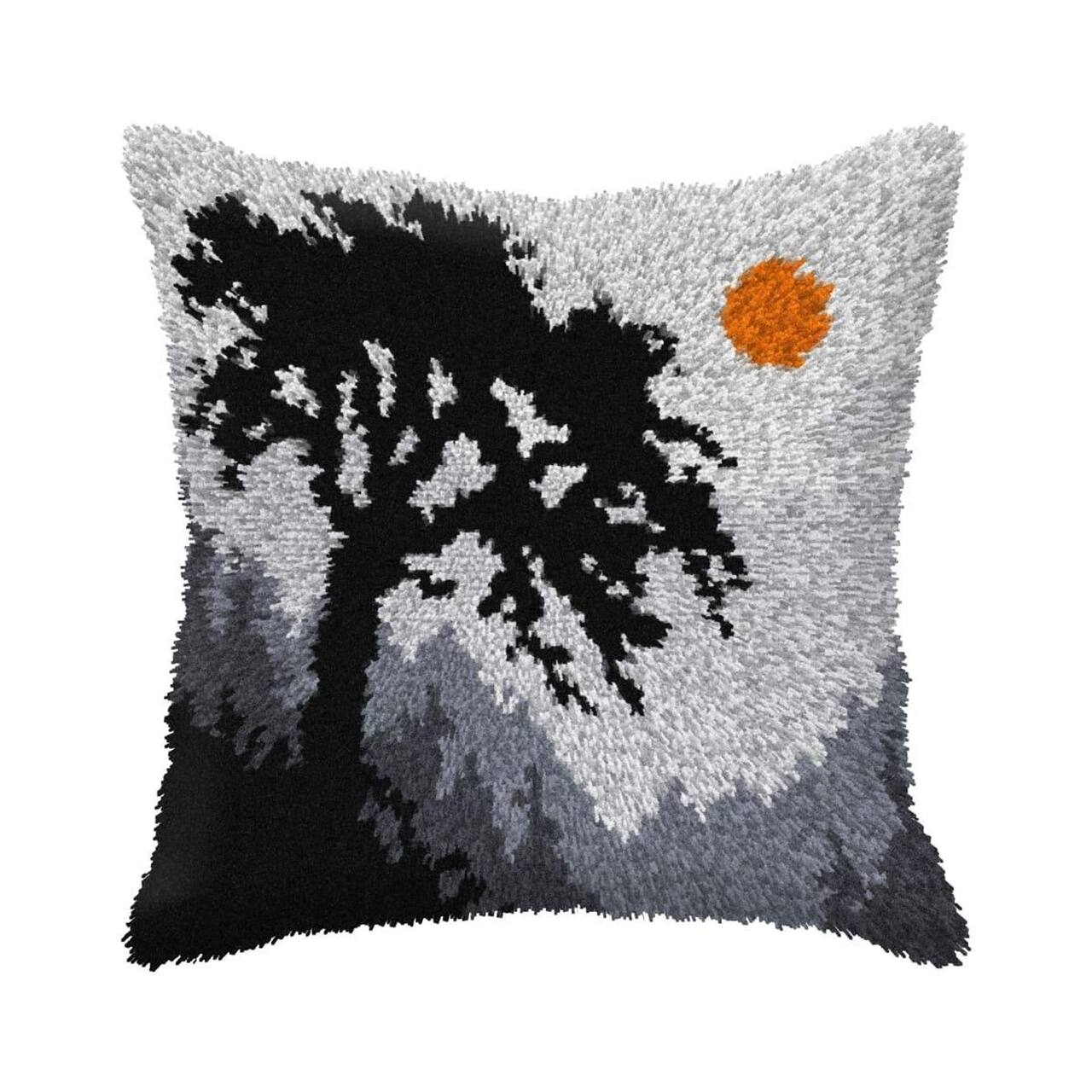 Orchidea Latch hook cushion kit "Landscape at night"